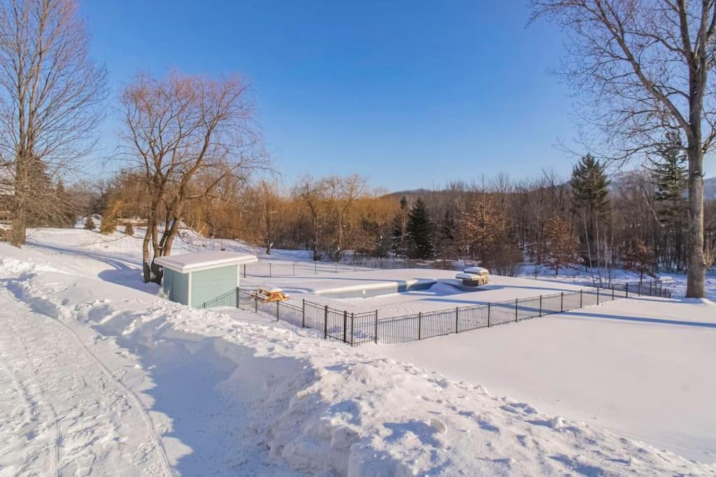 Maison 3 Chambres A Coucher Vue Sur La Montagne Bromont Εξωτερικό φωτογραφία